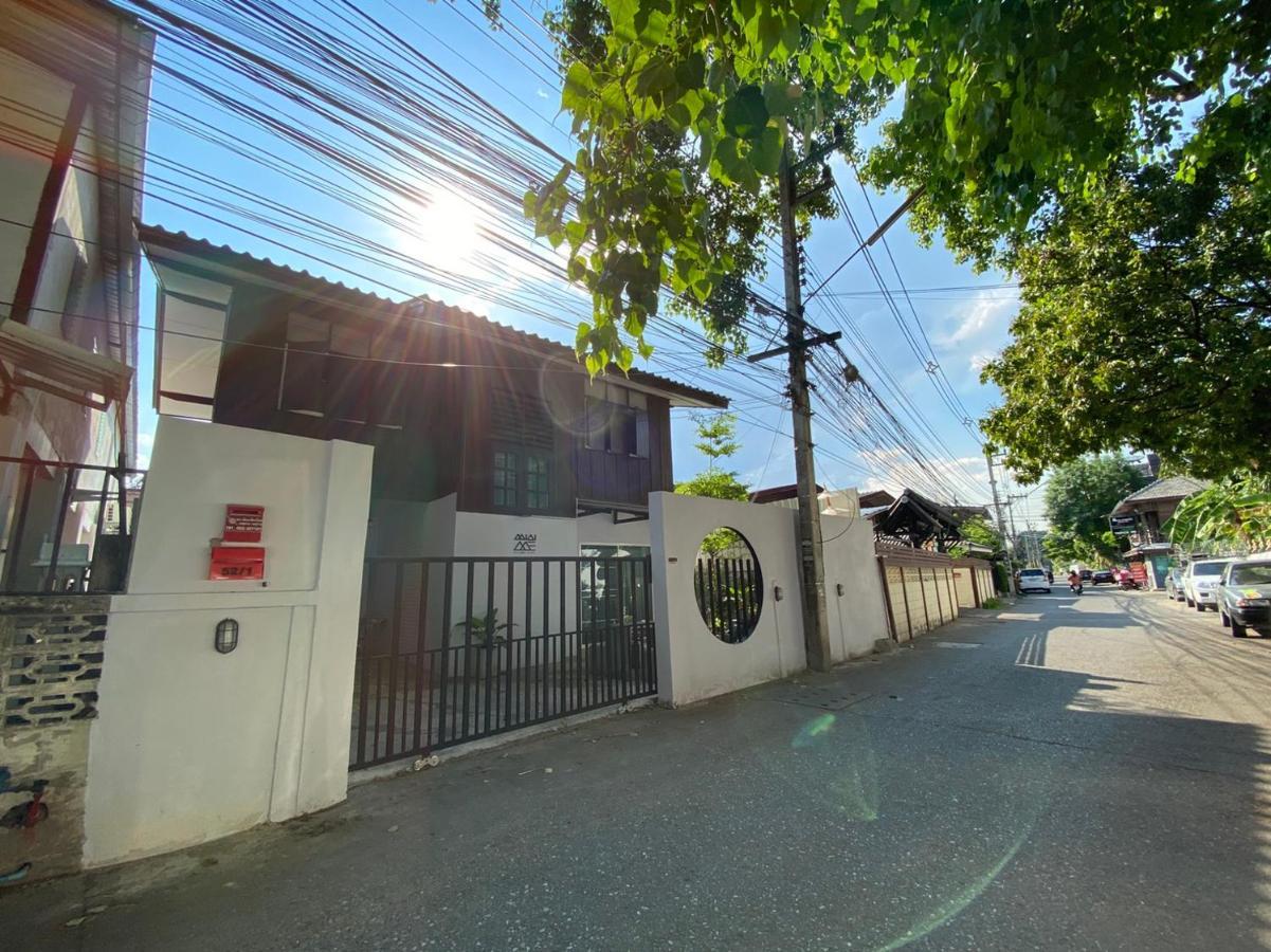 Mini-Me Home, A Cozy Entire House In Old City 清邁 外观 照片