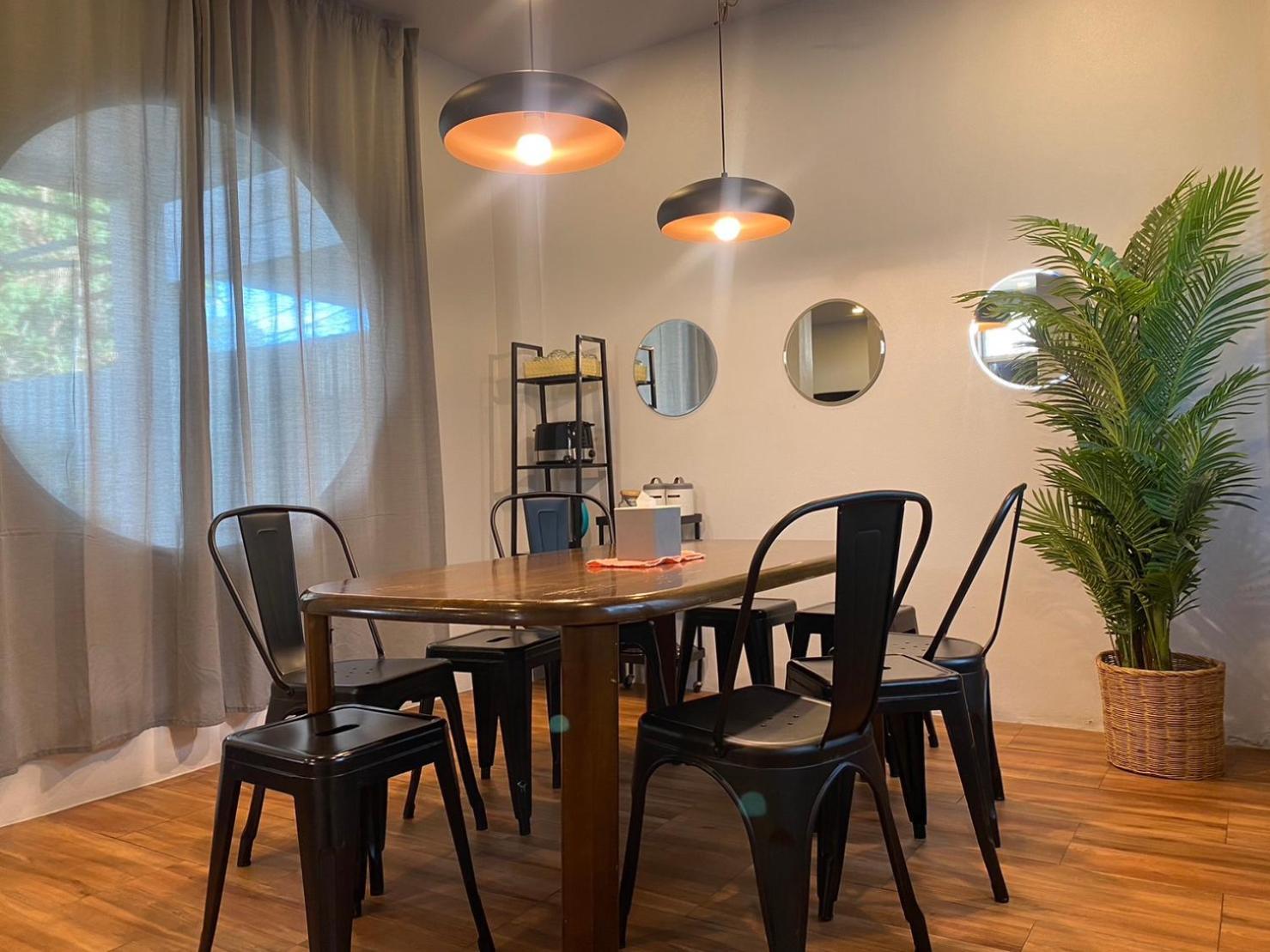 Mini-Me Home, A Cozy Entire House In Old City 清邁 外观 照片